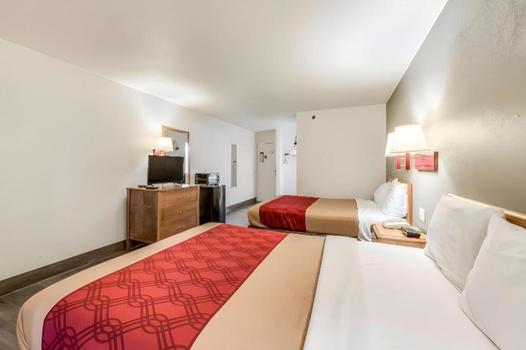 Econo Lodge Truman Inn Sedalia Exteriér fotografie