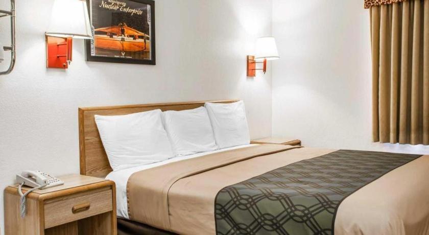 Econo Lodge Truman Inn Sedalia Exteriér fotografie