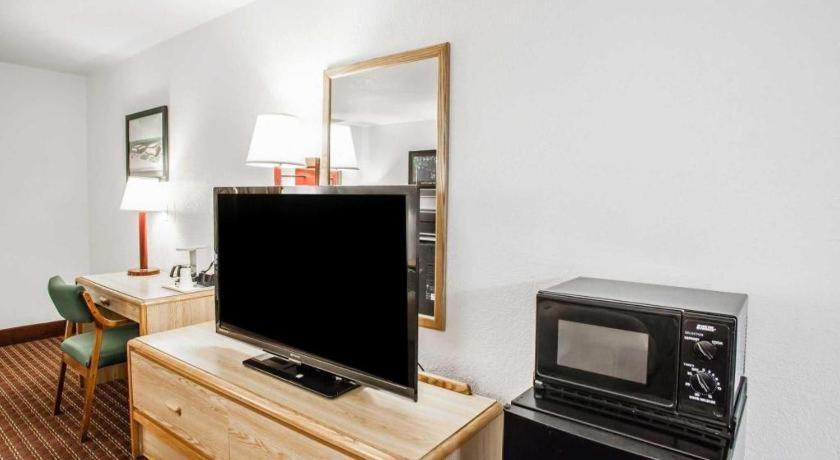 Econo Lodge Truman Inn Sedalia Exteriér fotografie