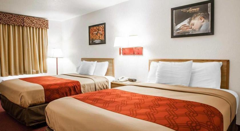 Econo Lodge Truman Inn Sedalia Exteriér fotografie